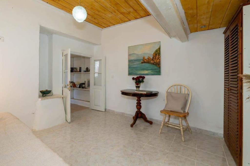 Chrysa S House Daire İdra Dış mekan fotoğraf